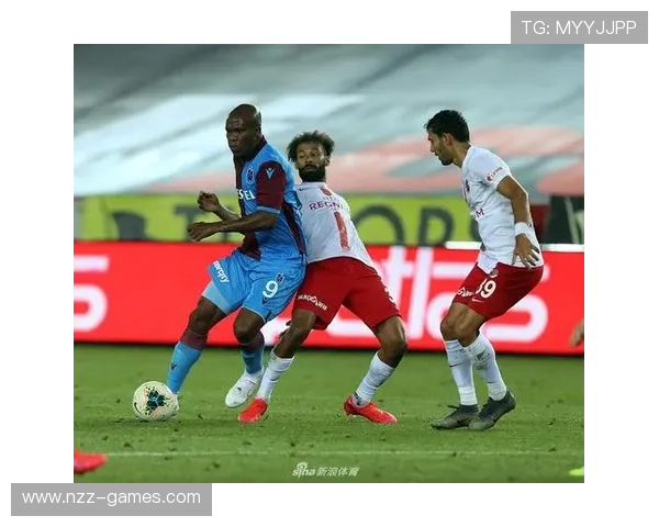 特拉布宗体育边路速度撕裂防线