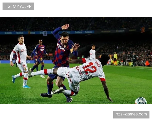 格拉纳达防线稳固状态回升，豪取连胜佳绩